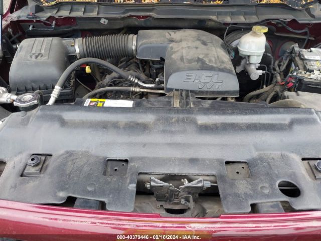 1C6RR7FG9HS845320 RAM 1500 Express Quad Cab 4x4 6'4 Box