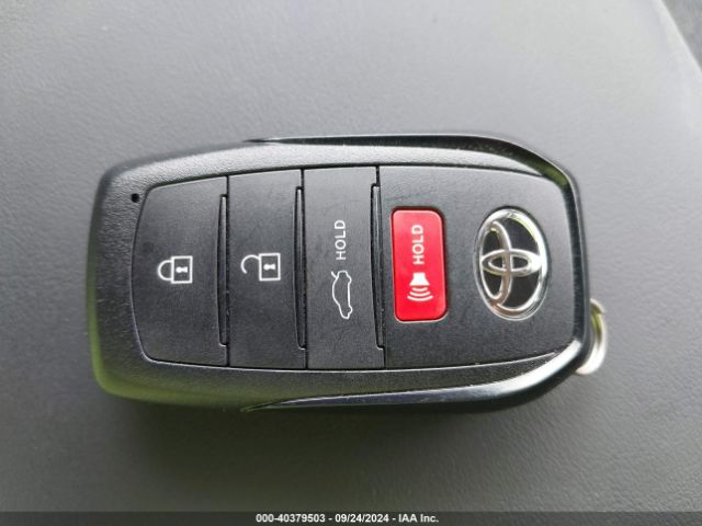 JTDAAAAF3P3009469 Toyota Crown Xle