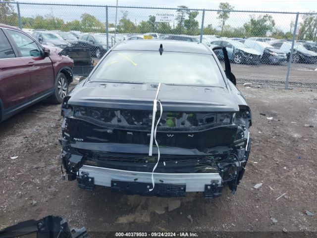 JTDAAAAF3P3009469 Toyota Crown Xle