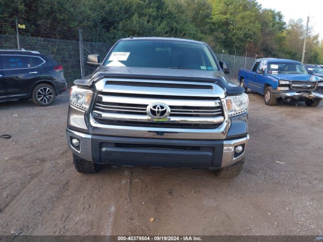 5TFUM5F17GX065643 Toyota Tundra Sr5 4.6l V8