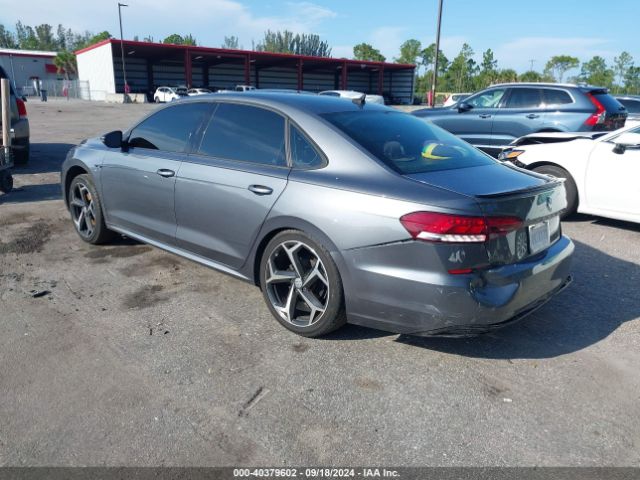 1VWMA7A38LC001834 Volkswagen Passat 2.0t R-line
