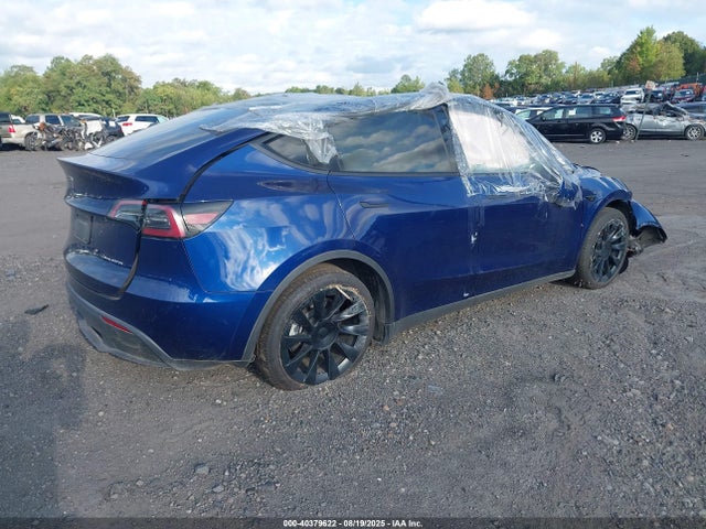 2023 TESLA MODEL Y 7SAYGAEE9PF846733 Photo 3