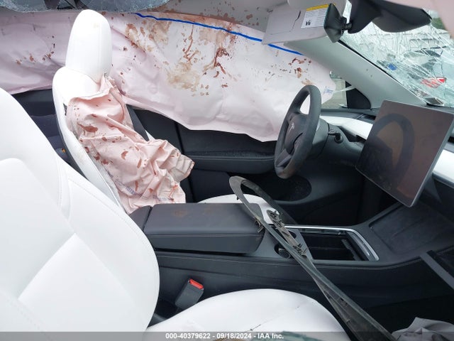 2023 TESLA MODEL Y 7SAYGAEE9PF846733 Photo 4