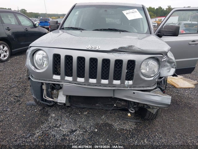 1C4NJRBB2HD138827 Jeep Patriot Sport 4x4