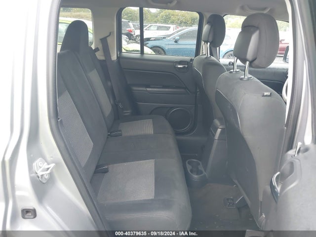 1C4NJRBB2HD138827 Jeep Patriot Sport 4x4