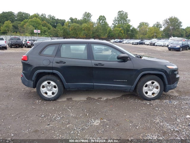 1C4PJMAB0FW594338 Jeep Cherokee Sport