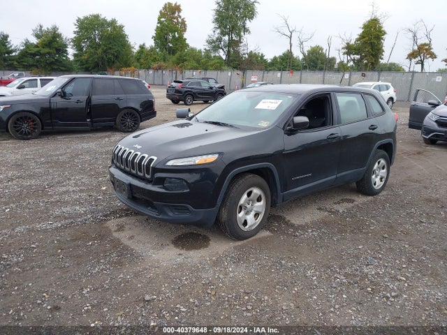 1C4PJMAB0FW594338 Jeep Cherokee Sport