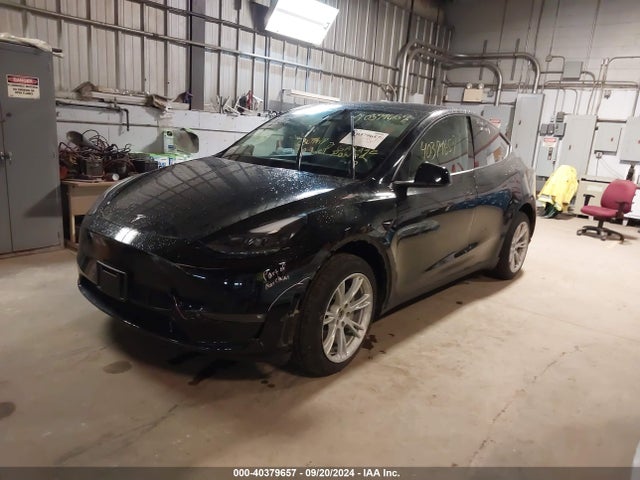 2023 TESLA MODEL Y 7SAYGDEE9PF858558 Photo 1