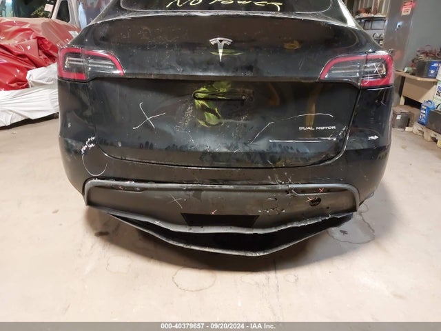 2023 TESLA MODEL Y 7SAYGDEE9PF858558 Photo 5