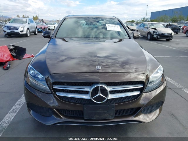 55SWF4JB5JU258371 Mercedes-Benz m274