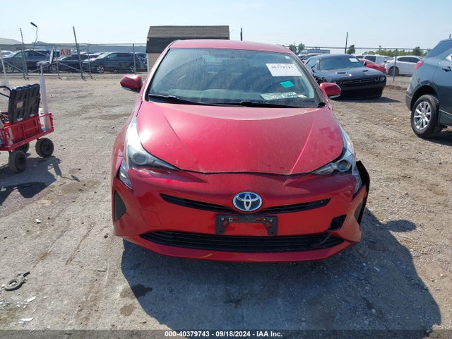 Toyota Prius Two 2016 JTDKBRFU8G3517315 Image 12