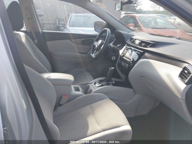 JN1BJ1CR0HW100388 Nissan Rogue Sport S