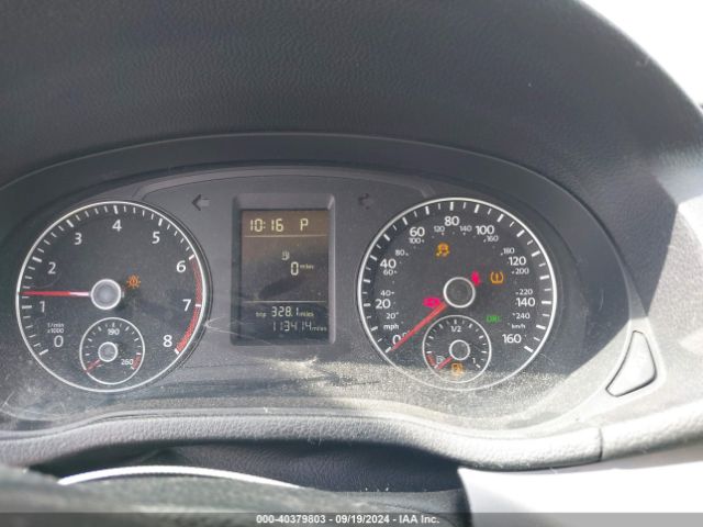1VWAT7A37FC052386 Volkswagen Passat 1.8t Wolfsburg Edition
