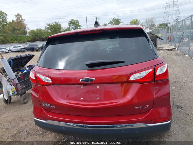 Chevrolet EQUINOX LT 2018 2GNAXSEV9J6247632 Image 16
