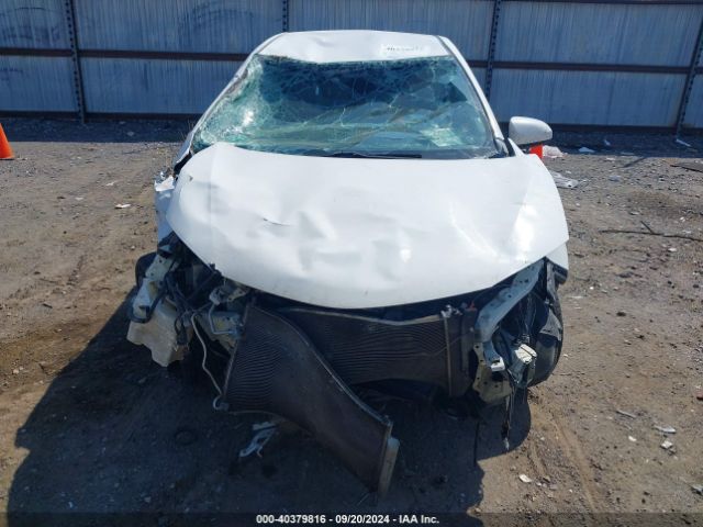 2T1BURHEXFC332026 Toyota COROLLA LE