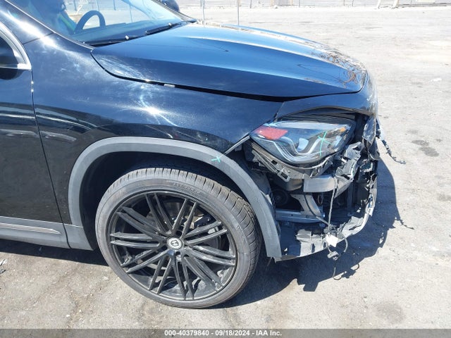 W1N4N4GB8MJ272404 Mercedes-Benz GLA 250