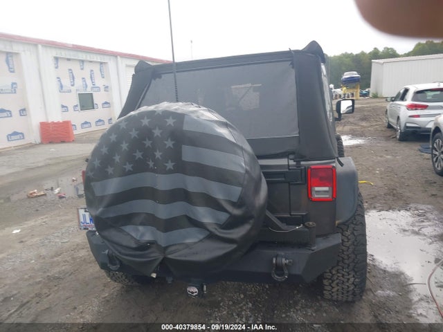 1C4BJWEG7HL629540 Jeep Wrangler Unlimited Sahara 4x4