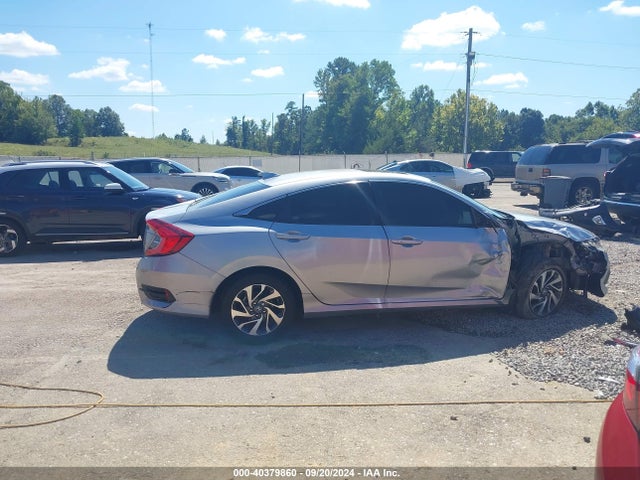 Honda CIVIC EX 2018 2HGFC2F75JH592981 Image 14