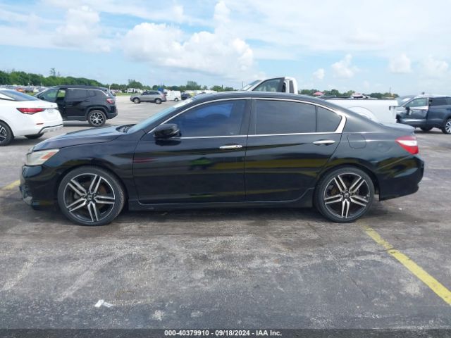 1HGCR3F97GA020228 Honda Accord Touring