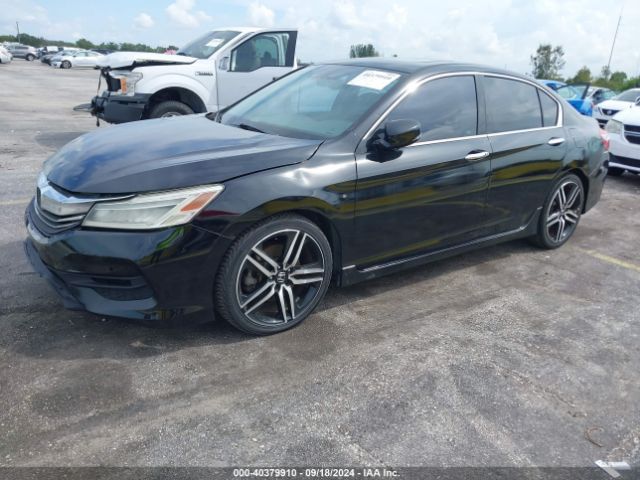 1HGCR3F97GA020228 Honda Accord Touring