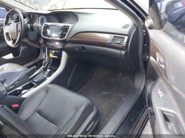 1HGCR3F97GA020228 Honda Accord Touring