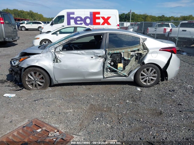 Hyundai ELANTRA SE 2015 5NPDH4AE8FH616553 Image 15