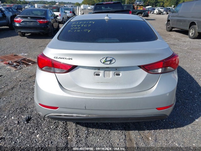 Hyundai ELANTRA SE 2015 5NPDH4AE8FH616553 Image 17