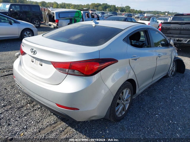 Hyundai ELANTRA SE 2015 5NPDH4AE8FH616553 Image 4