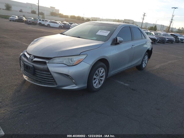 Toyota CAMRY LE 2015 4T4BF1FK4FR464451 Image 2