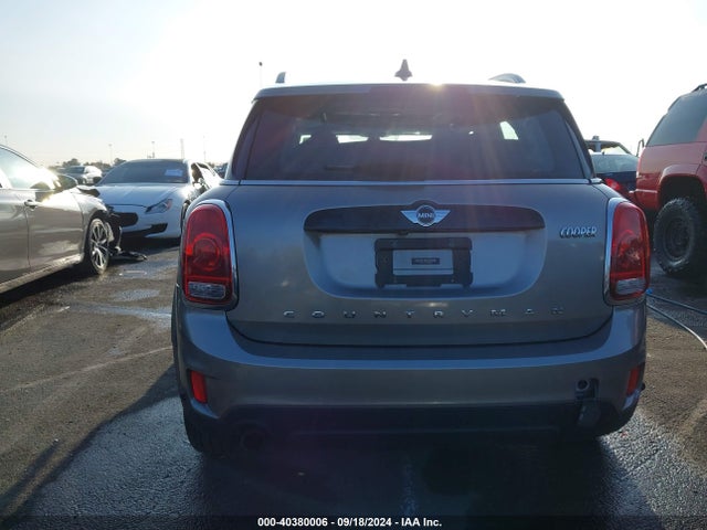 Mini Countryman Cooper 2017 WMZYS7C31H3E06541 Image 16