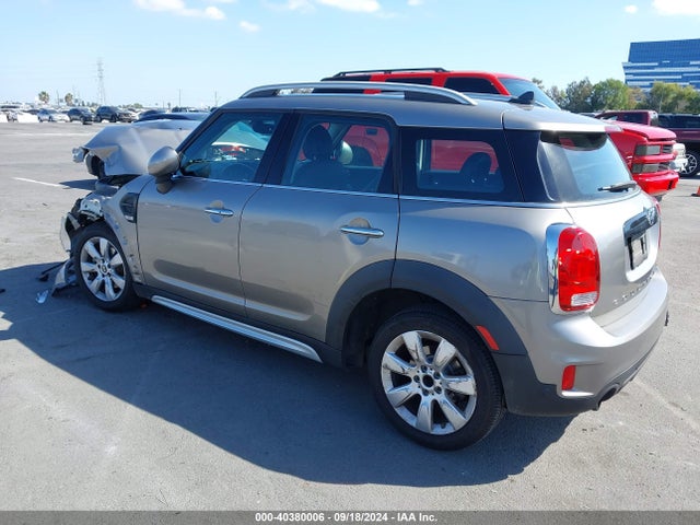 2017 MINI COUNTRYMAN WMZYS7C31H3E06541 Photo 2