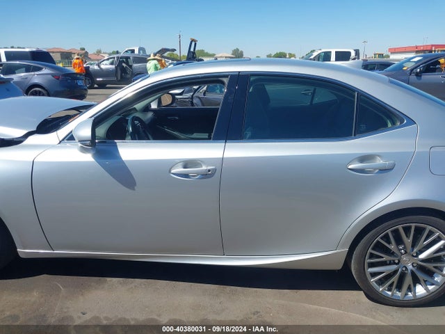 JTHBA1D22G5002156 Lexus IS 200T