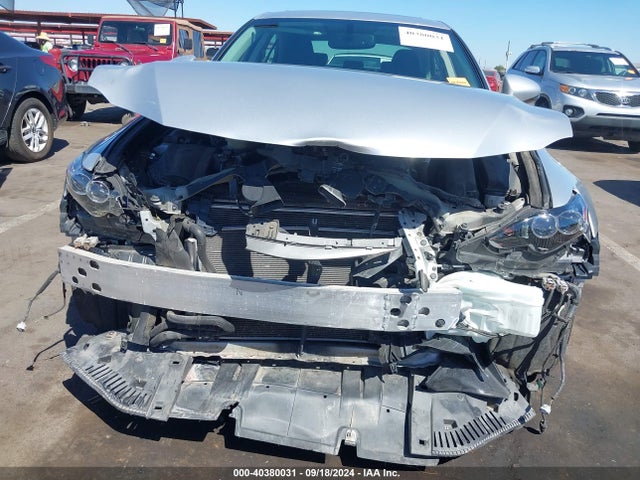 JTHBA1D22G5002156 Lexus IS 200T