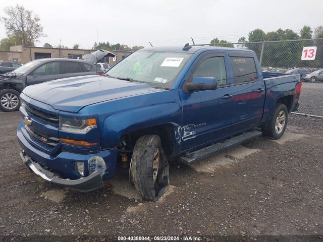 Chevrolet Silverado 1500 2lt 2018 3GCUKREC6JG132387 Image 2