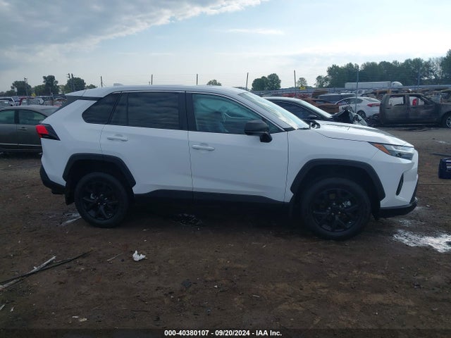 Toyota RAV4 LE 2024 2T3F1RFV2RC430301 Image 13