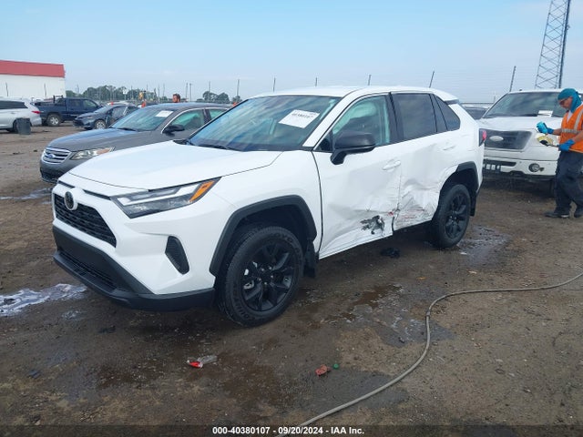 Toyota RAV4 LE 2024 2T3F1RFV2RC430301 Image 2