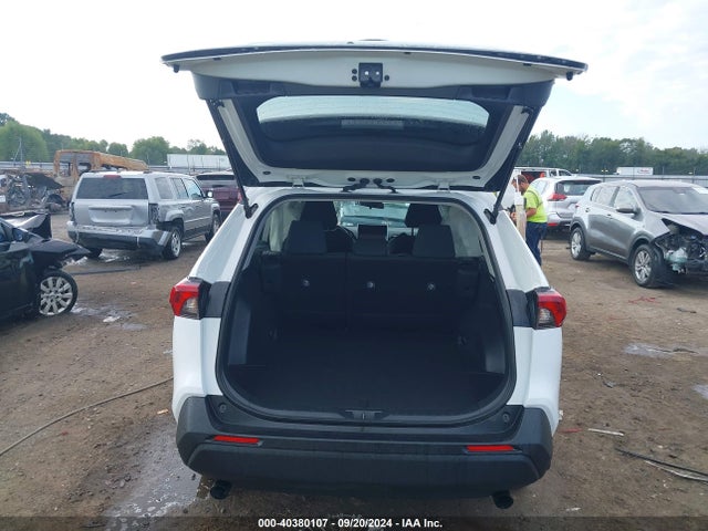 Toyota RAV4 LE 2024 2T3F1RFV2RC430301 Image 8