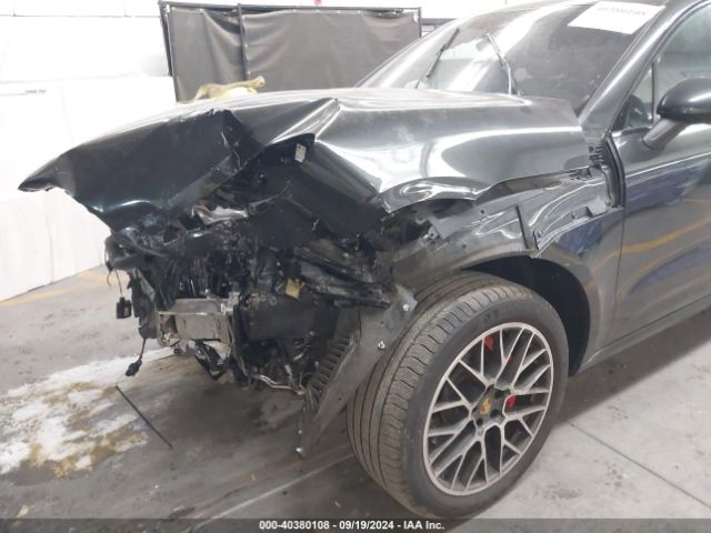 WP1AF2A51HLB60812 Porsche Macan Turbo