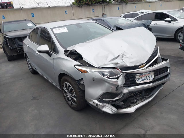 2018 1G1BC5SM0J7193071 main image