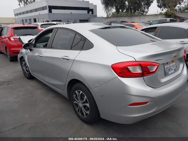 Chevrolet Cruze Ls Auto 2018 1G1BC5SM0J7193071 Image 3
