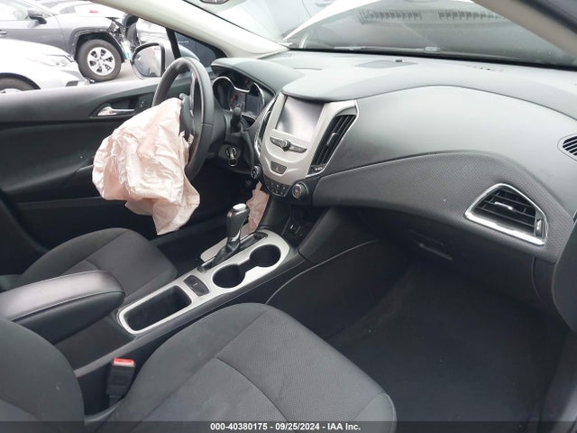 Chevrolet Cruze Ls Auto 2018 1G1BC5SM0J7193071 Image 5