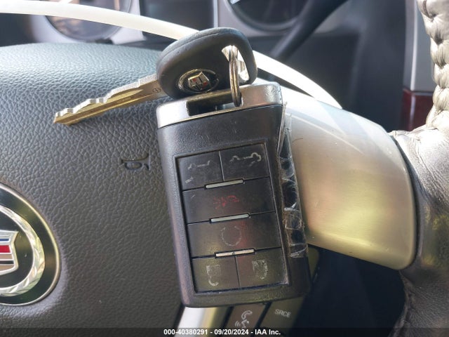 2010 CADILLAC ESCALADE 1GYUKBEF3AR236850 Photo 10