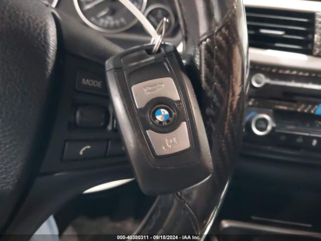 WBA3C3C5XEF984613 BMW 320i Xdrive