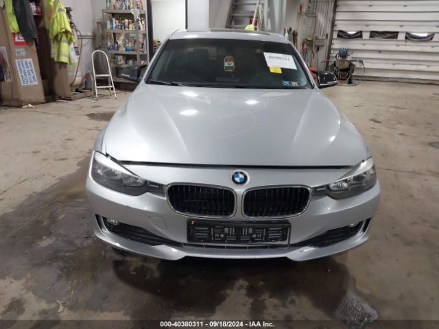 WBA3C3C5XEF984613 BMW 320i Xdrive