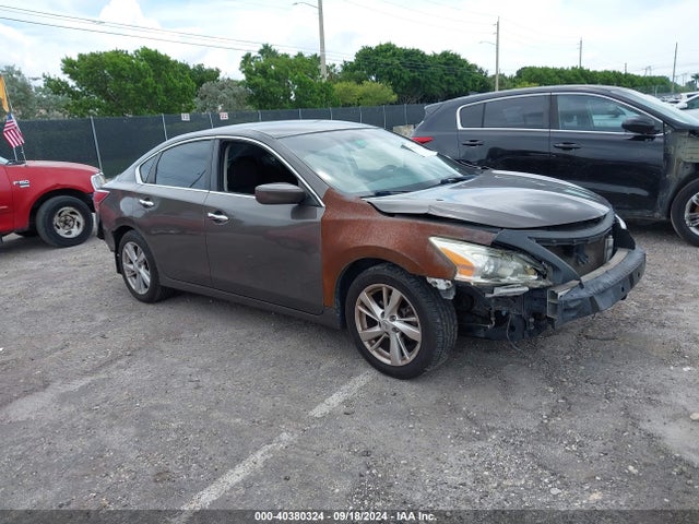 Nissan Altima 2.5 S 2014 1N4AL3APXEN384488 Image 1