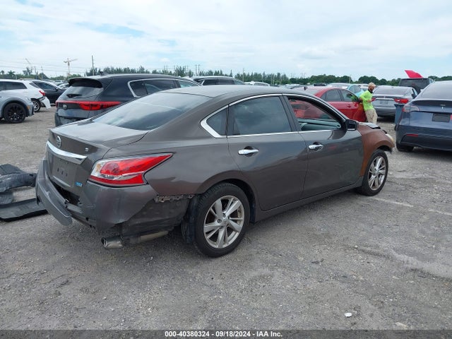 Nissan Altima 2.5 S 2014 1N4AL3APXEN384488 Image 4