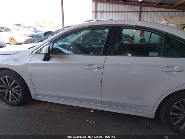 4S3BNAC68J3041007 Subaru Legacy Premium