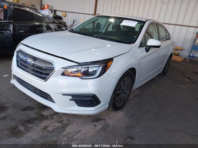 4S3BNAC68J3041007 Subaru Legacy Premium