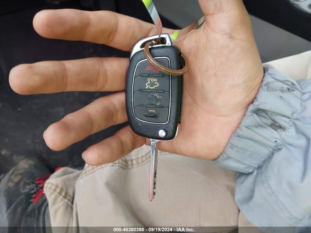 Hyundai SONATA SE 2017 5NPE24AF9HH486915 Image 11