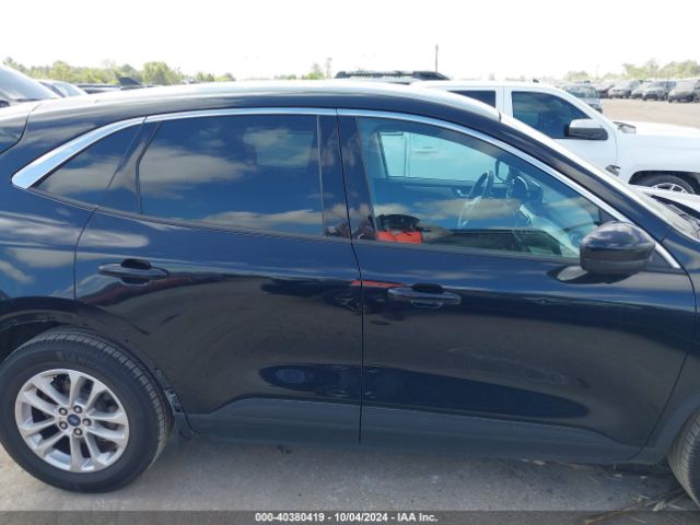 1FMCU0G68MUA36833 Ford ESCAPE SE